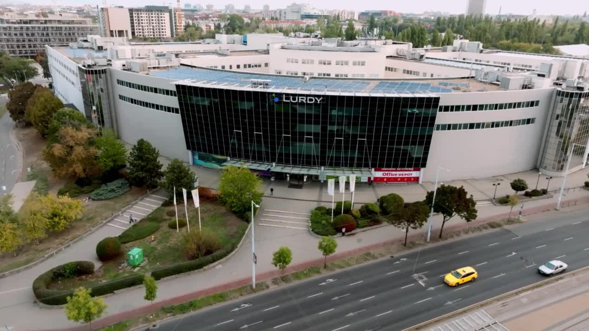 Lurdy napelempark – fenntartható energetika